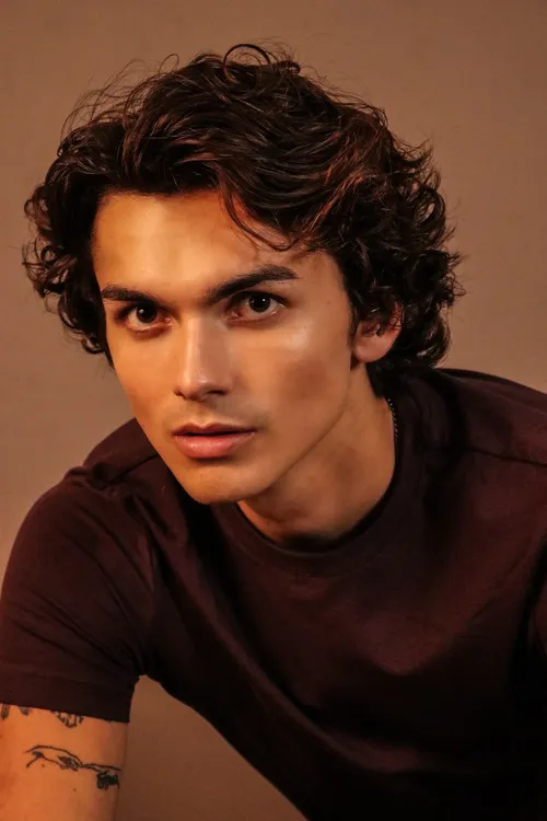 Profile photo of Ashton Arbab