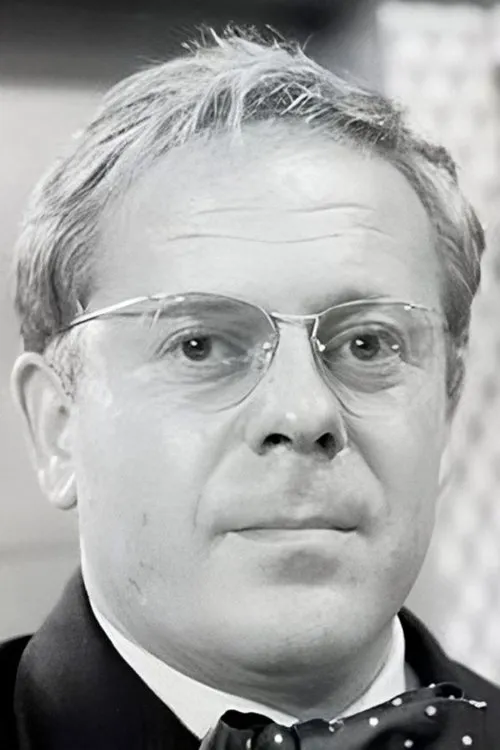 Profile photo of Aubrey Morris