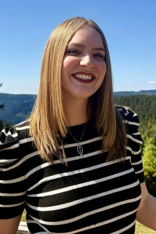 Profile photo of Ava Donahue