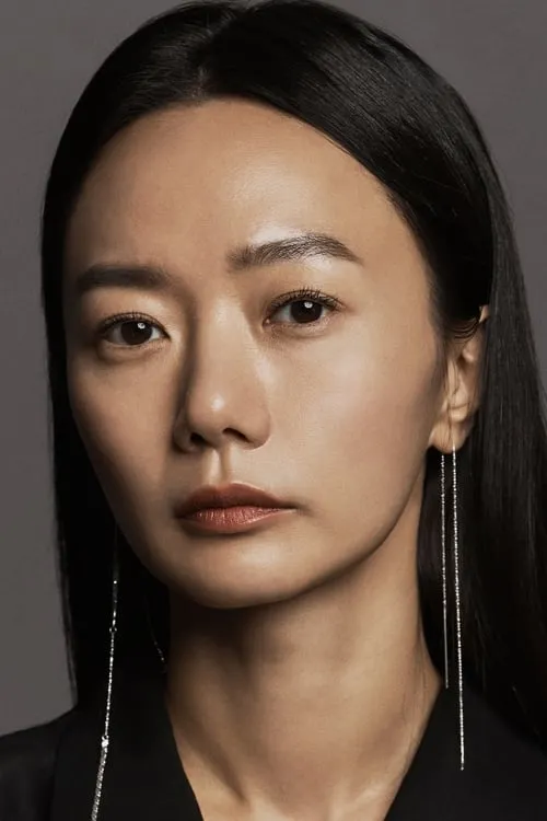 Profile photo of Bae Doona