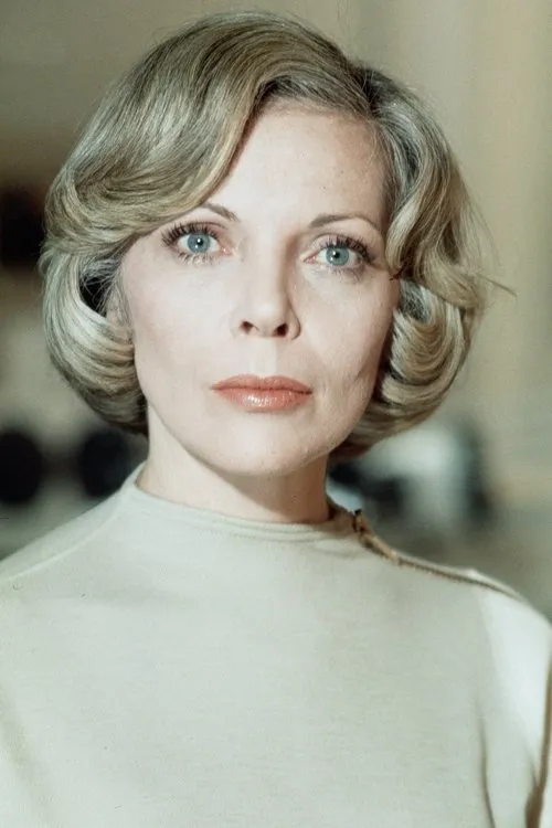 Photo of Barbara Bain
