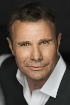 Profile photo of Barry Duffield