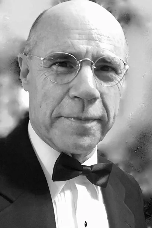 Profile photo of Barry Livingston