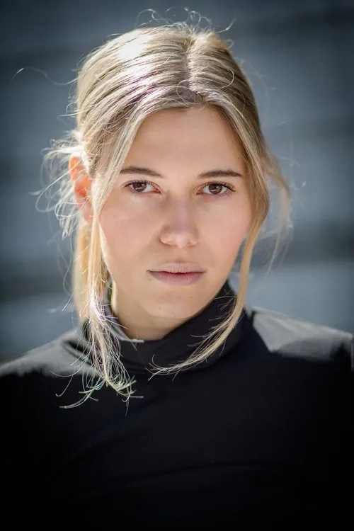 Photo of Bella Glanville