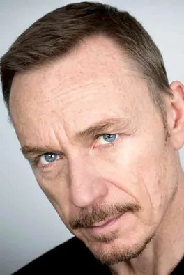 Profile photo of Ben Daniels
