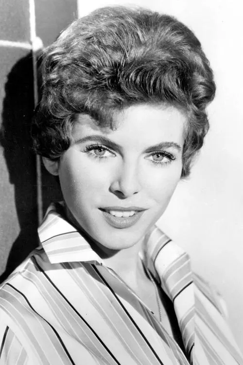 Profile photo of Billie Whitelaw