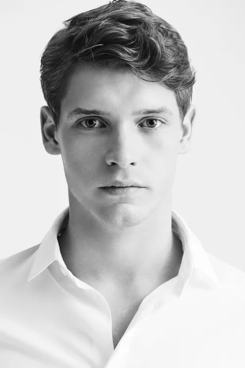 Profile photo of Billy Howle