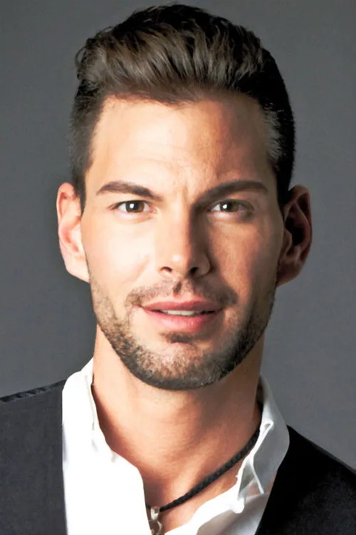 Profile photo of Bobby Tonelli