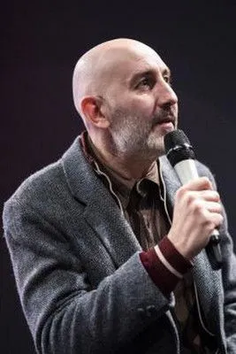 Profile photo of Bruno Merle