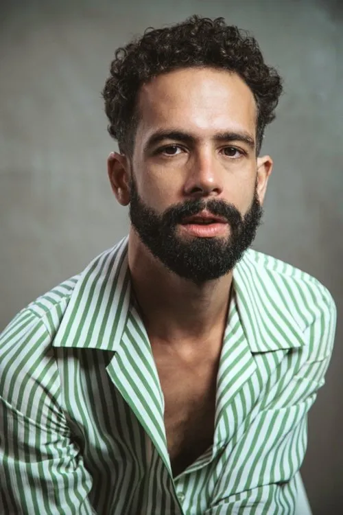 Photo of Bruno Parmera