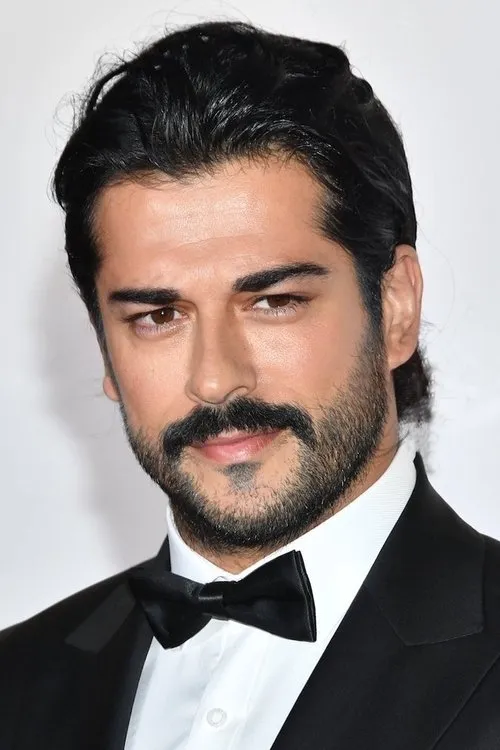Profile photo of Burak Özçivit