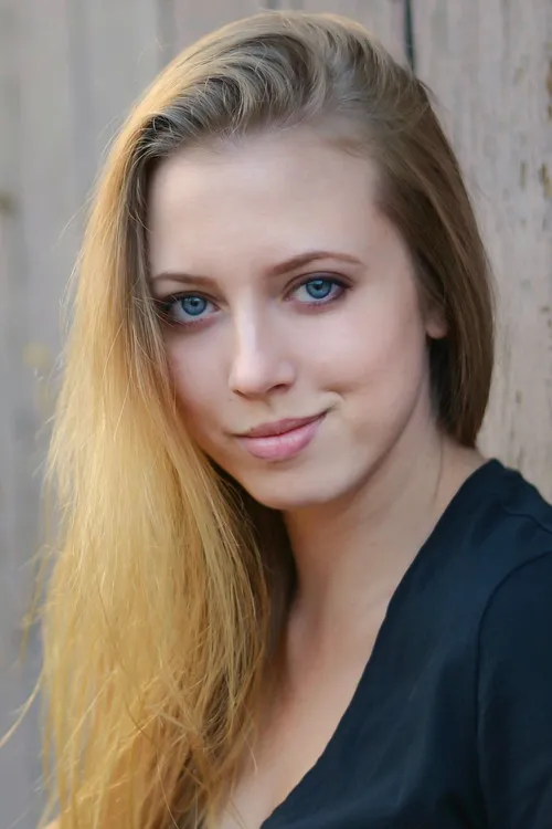 Photo of Cabrina Collesides