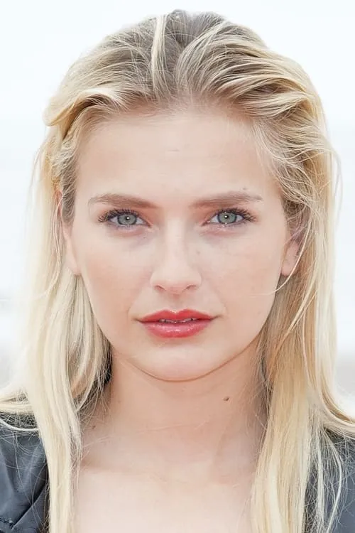 Profile photo of Camille Razat