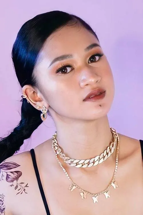 Photo of Candy Veloso