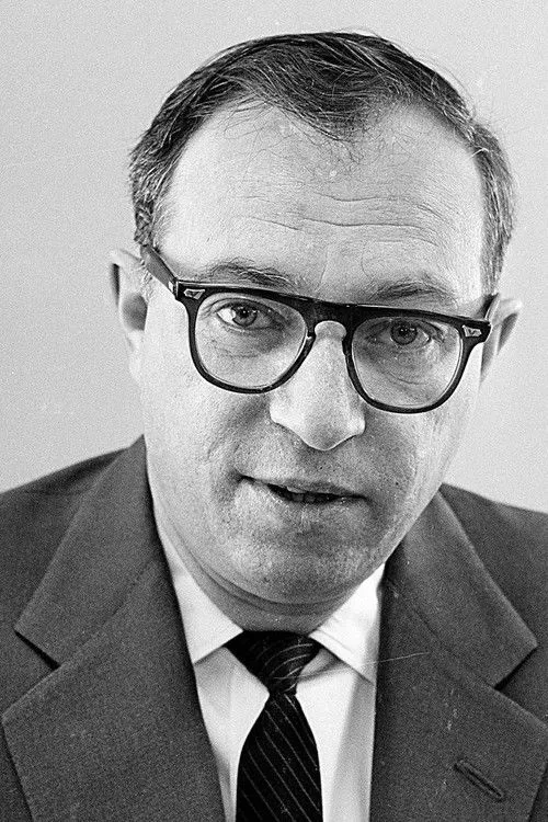 Profile photo of Carl Foreman