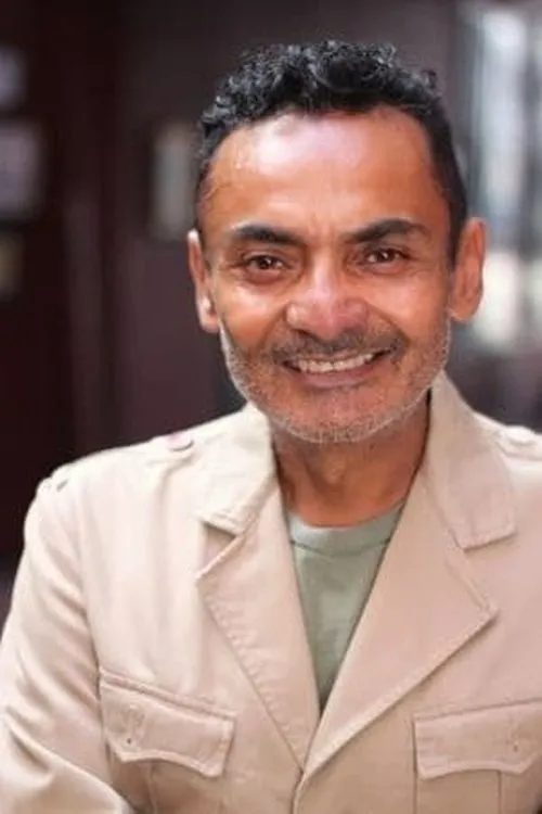 Profile photo of Carlos Linares