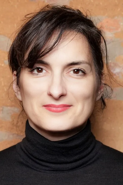 Profile photo of Carly Wijs