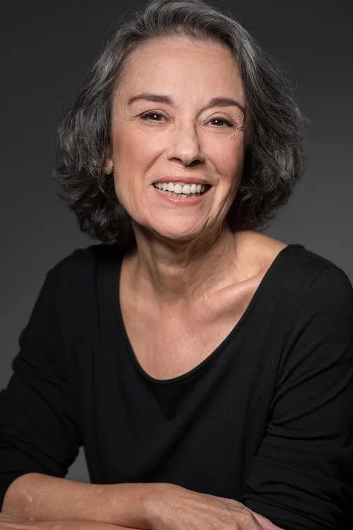 Profile photo of Carmen Santos