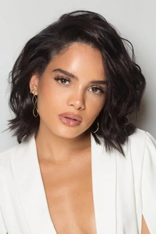 Photo of Carol Macedo
