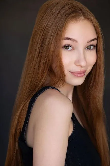 Profile photo of Caroline Elle Abrams