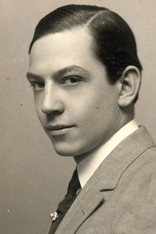 Profile photo of Carter DeHaven