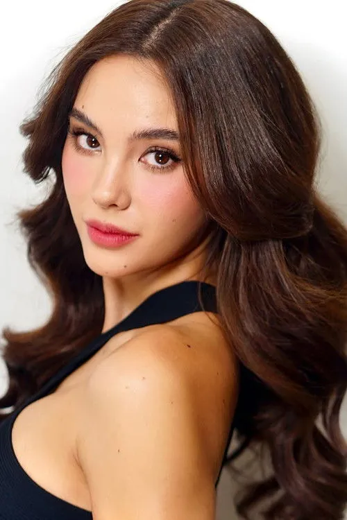 Photo of Catriona Gray