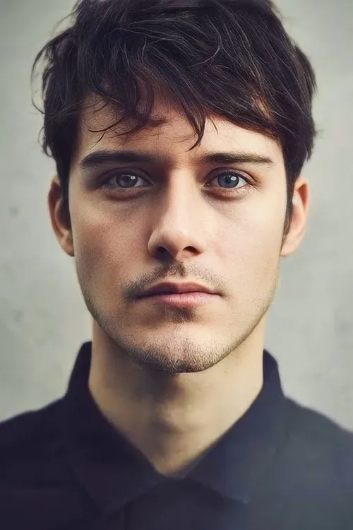 Profile photo of César Domboy