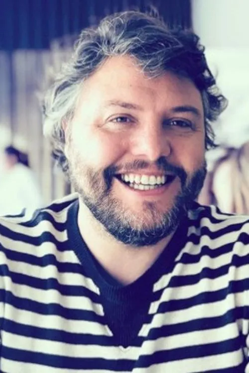 Profile photo of César Mourão