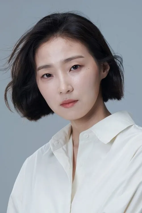 Profile photo of Cha Hee