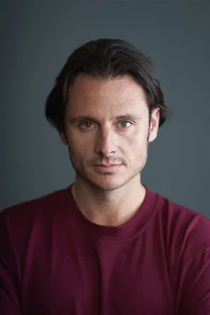 Profile photo of Charles Martins