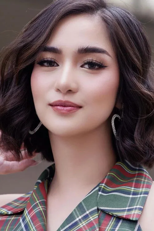 Photo of Charlie Dizon