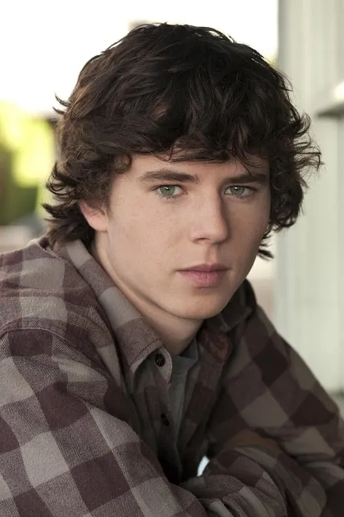 Profile photo of Charlie McDermott