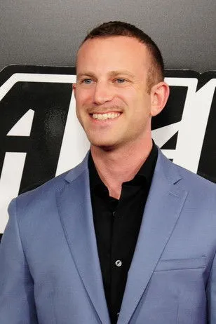 Profile photo of Charlie Wachtel