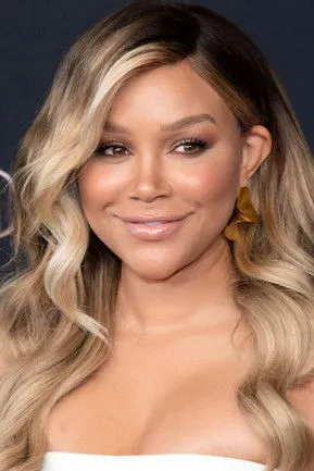 Profile photo of Charmaine DeGraté