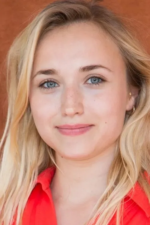 Photo of Chloé Jouannet