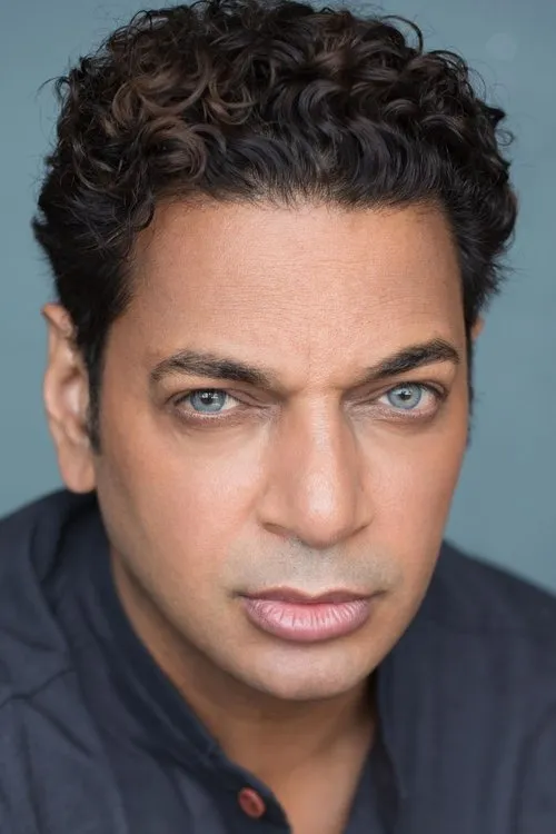 Profile photo of Christopher Logan