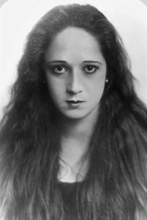 Profile photo of Claire Du Brey