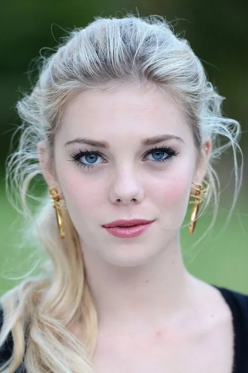 Profile photo of Claire Julien