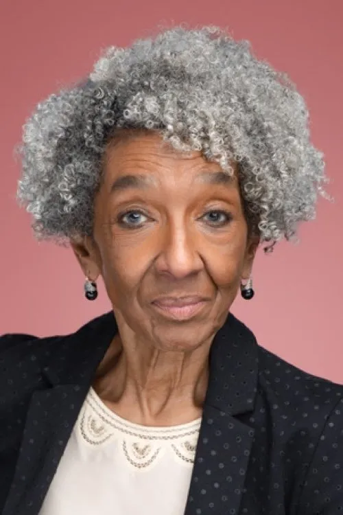Profile photo of Claudia Robinson