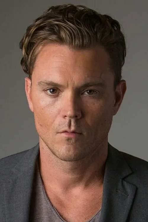 Profile photo of Clayne Crawford