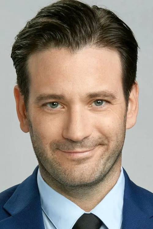 Profile photo of Colin Donnell