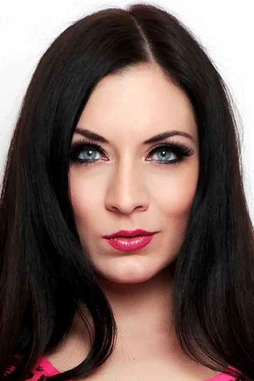 Photo of Dani Thompson