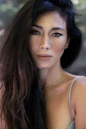 Profile photo of Danni Suzuki