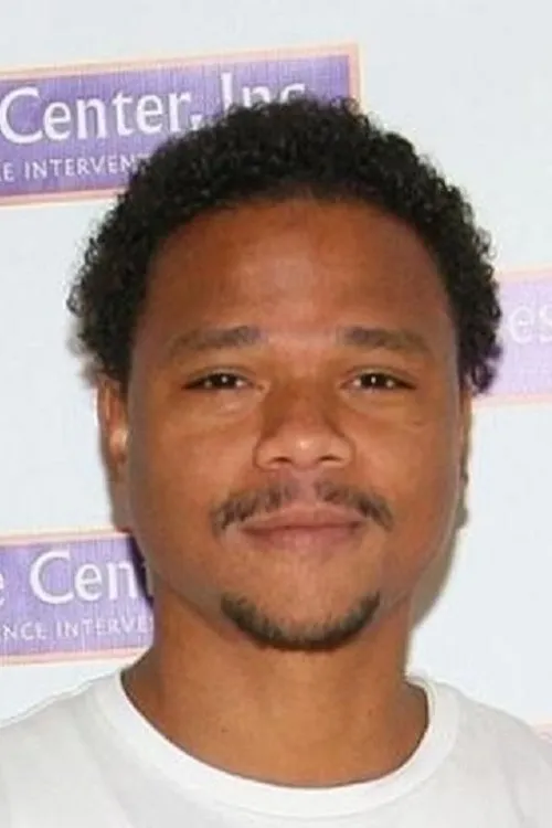 Photo of De'Aundre Bonds