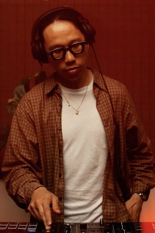 Photo of Derrick Gee
