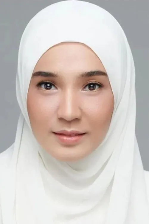 Photo of Dhini Aminarti