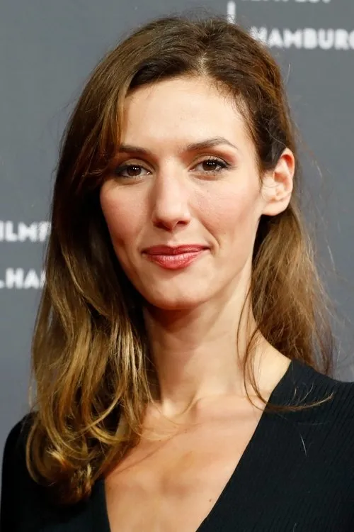 Photo of Doria Tillier