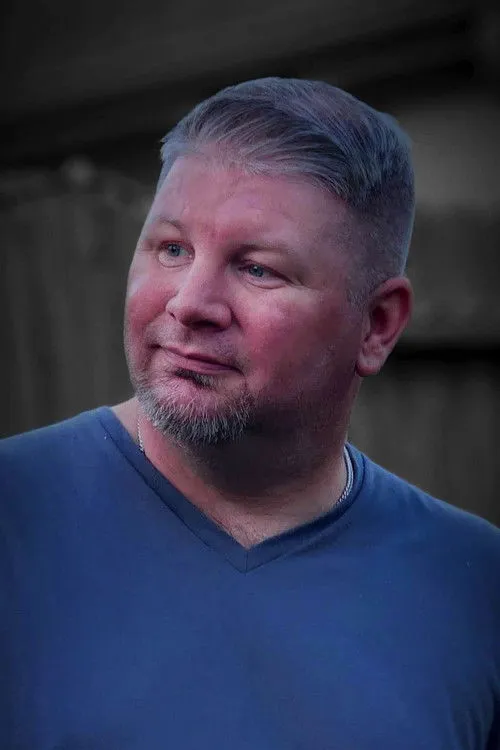 Photo of Dustin Tamplen