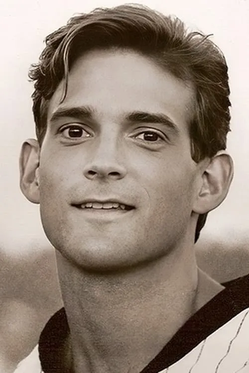 Photo of Dwier Brown