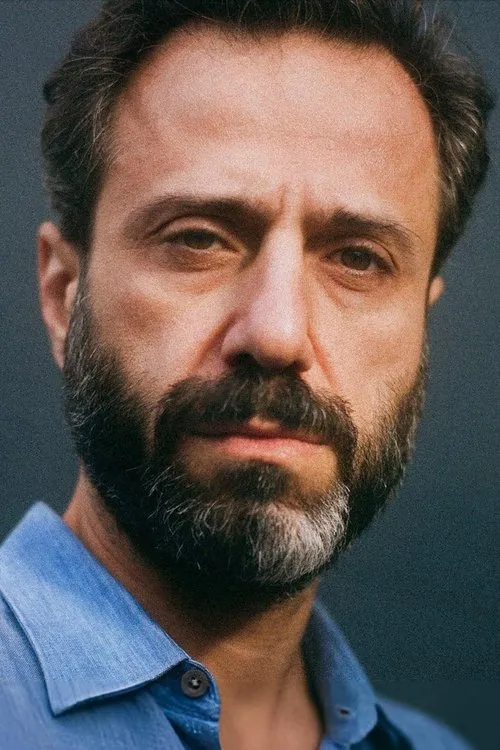 Photo of Ebrahim Azizi